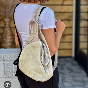 We the free soho convertible bag in creme